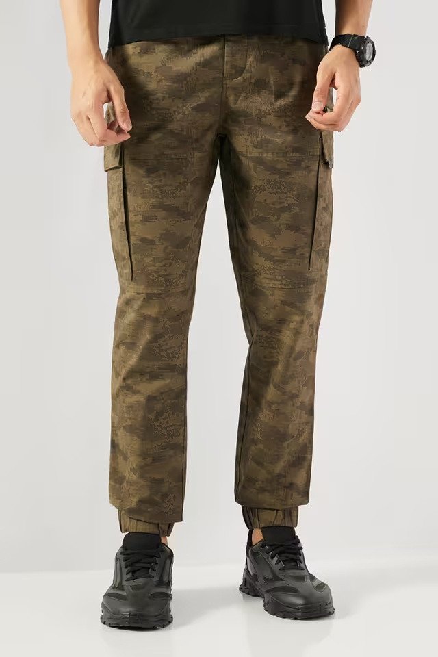 Camouflage Cotton Blend Slim Fit Men's Joggers